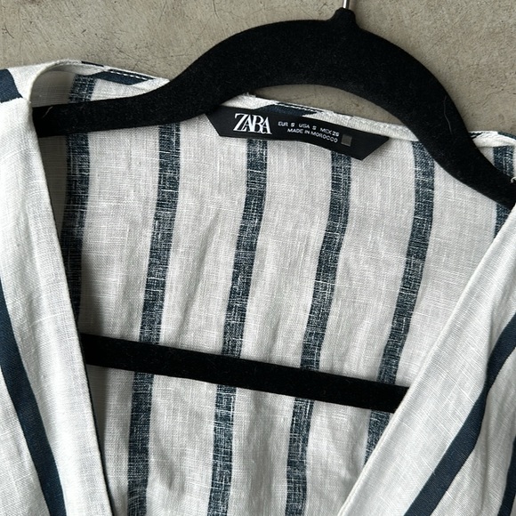 ZARA linen stripe nautical long sleeve V neck top with gold buttons - Picture 2 of 4